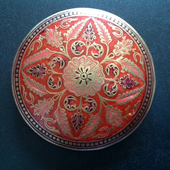 Rare Large Vintage Brass and Enamel Belt Buckle Made in India - Picture 1 of 4